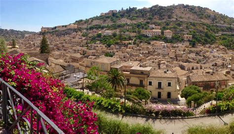 Modica travel .